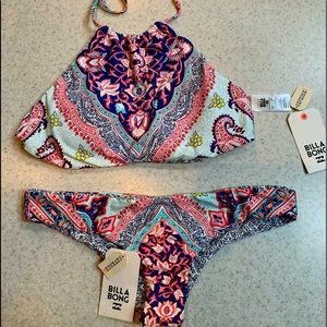 BILLABONG reversible two piece swimsuit